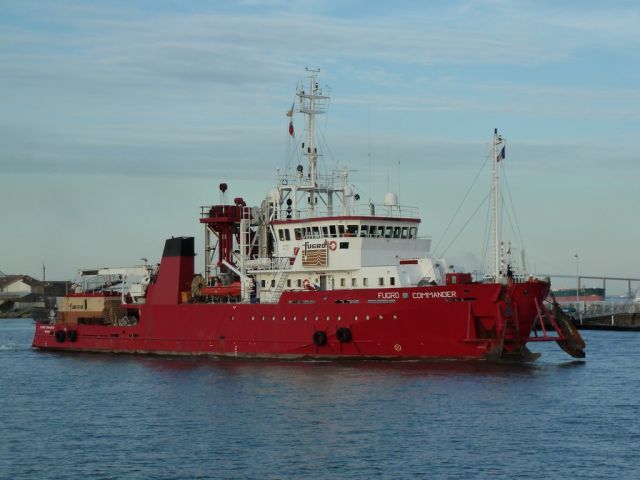 Fugro commander - avant port - 27 septembre 2011 (02).JPG